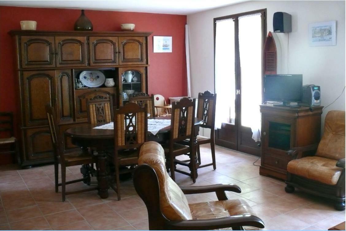 Maison Bord Du Lac Marcillac-la-Croisille Exterior photo